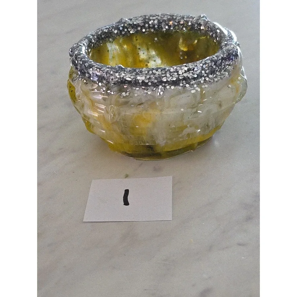 Handmade Resin Small Decorative Bowls